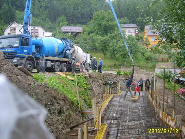 Výstavba verejného priestranstva pri Penzióne
