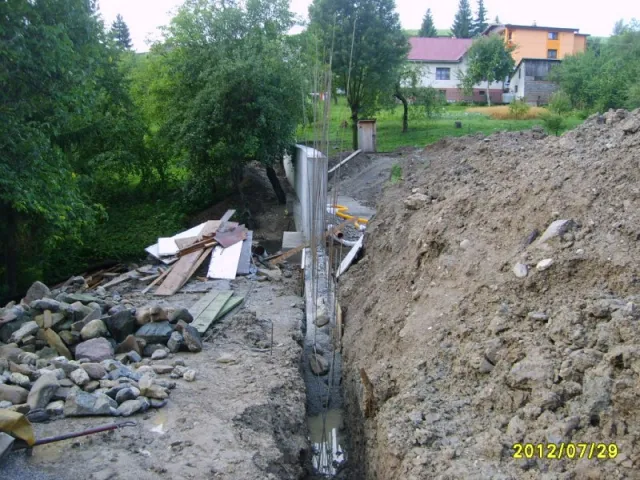 Výstavba verejného priestranstva pri Penzióne
