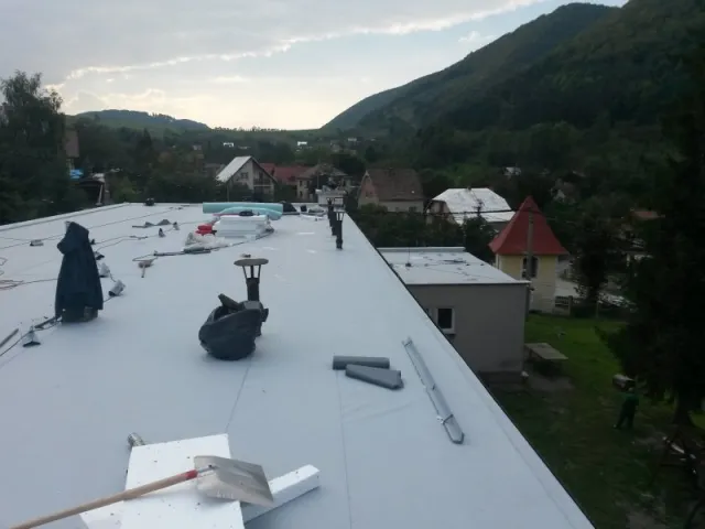 Izolácia strechy MŠ