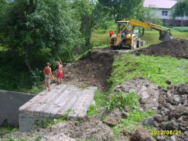 Výstavba verejného priestranstva pri Penzióne