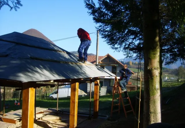 Výstavba altánku v MŠ