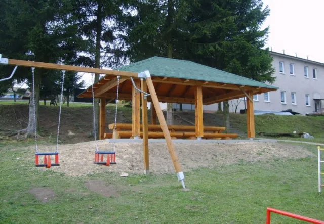Výstavba altánku v MŠ