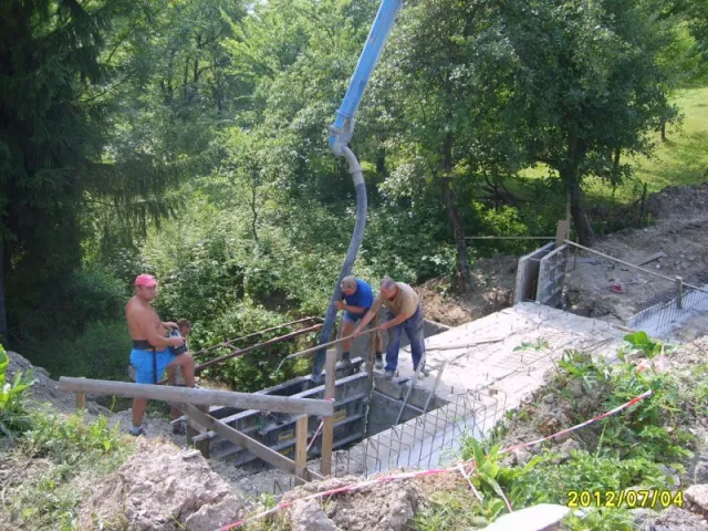 Výstavba verejného priestranstva pri Penzióne