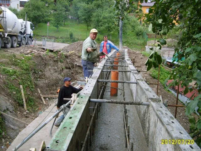 Výstavba verejného priestranstva pri Penzióne