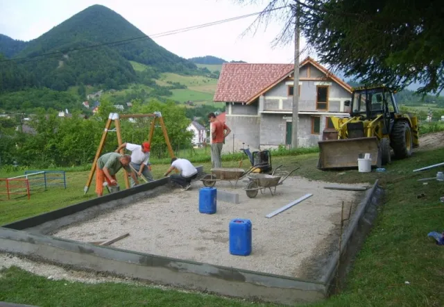 Výstavba altánku v MŠ