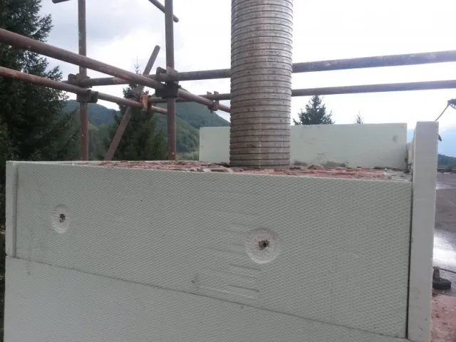 Rekonštrukcia komínov v MŠ