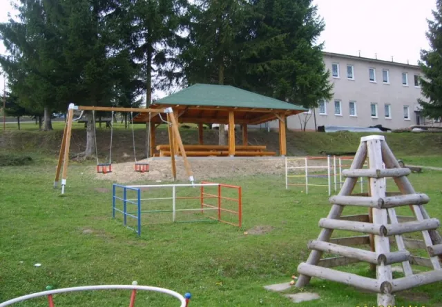 Výstavba altánku v MŠ